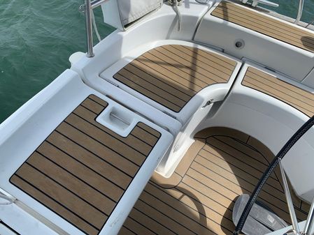 Beneteau 423 image