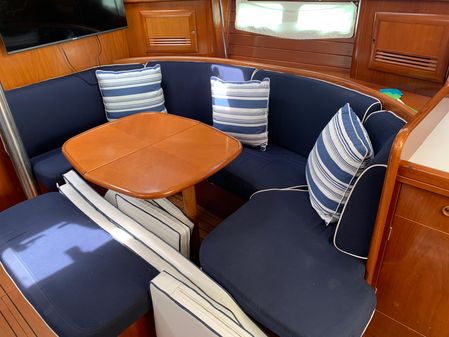 Beneteau 423 image