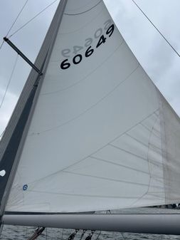 Beneteau 423 image