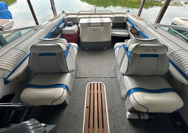 Sea-ray 225-BOW-RIDER image