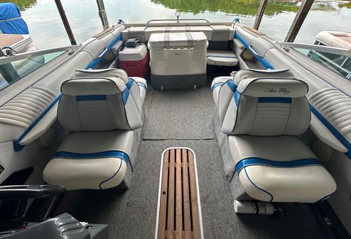 Sea-ray 225-BOW-RIDER image