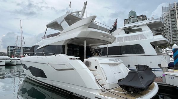 Sunseeker Manhattan 66 