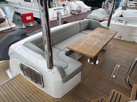 Sunseeker Manhattan 66 image