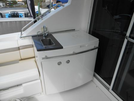 Sea-ray 450-SEDAN-BRIDGE image