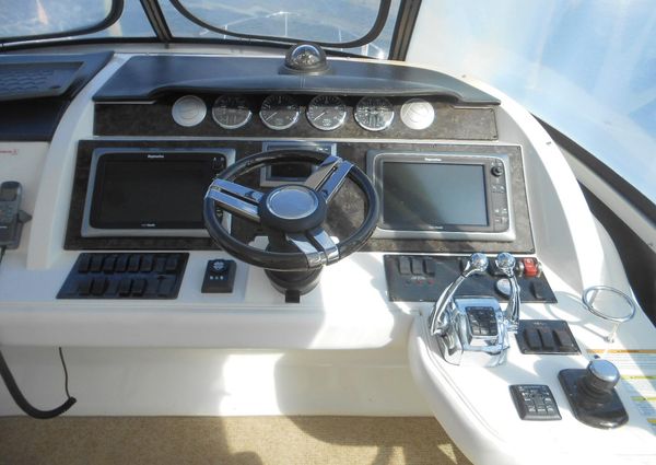 Sea-ray 450-SEDAN-BRIDGE image