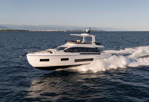 Azimut Fly 62 image