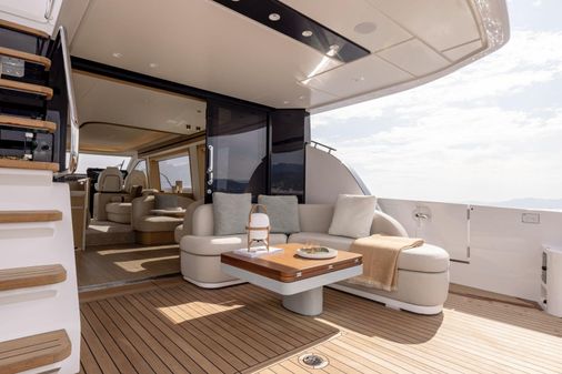 Azimut Fly 62 image