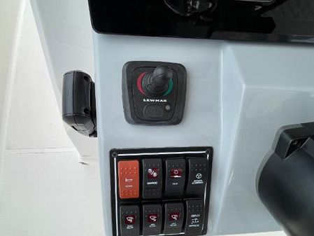 Pursuit S-328-SPORT image