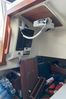 Pearson 32 image