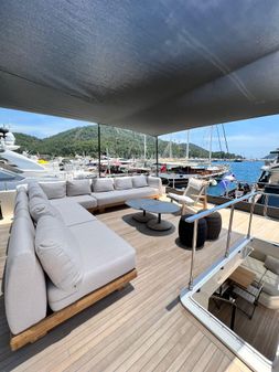 Ferretti Yachts 920 image