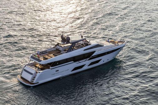 Ferretti Yachts 920 image