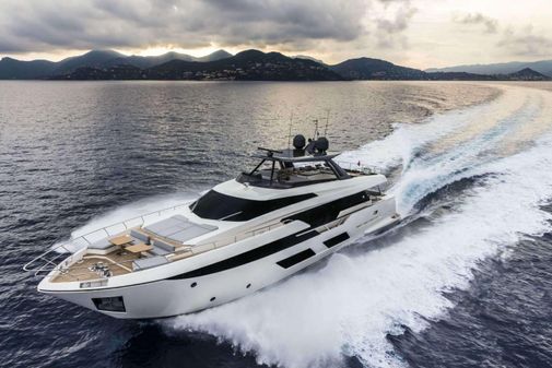 Ferretti Yachts 920 image