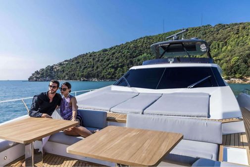 Ferretti Yachts 920 image