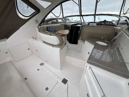 Regal 3760 Sportyacht image