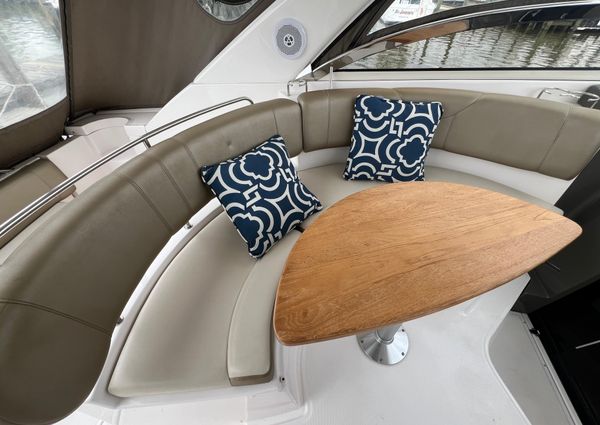 Regal 3760 Sportyacht image