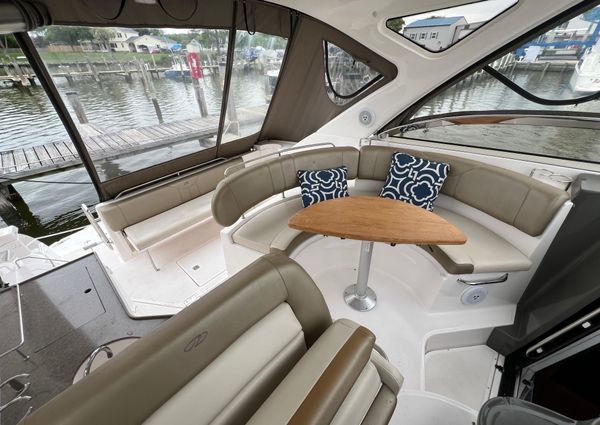 Regal 3760 Sportyacht image