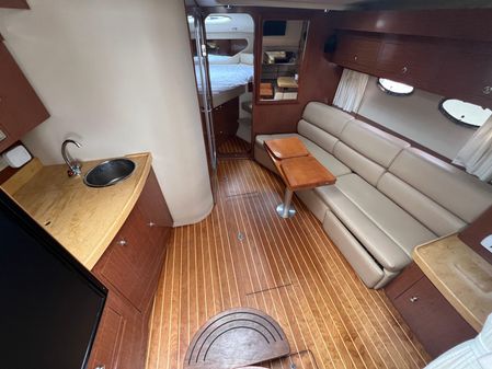 Regal 3760 Sportyacht image