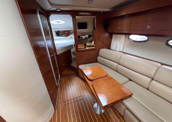 Regal 3760 Sportyacht image