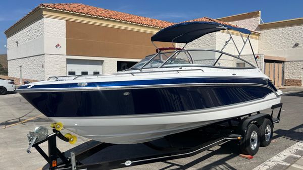 Formula 240 Bowrider 