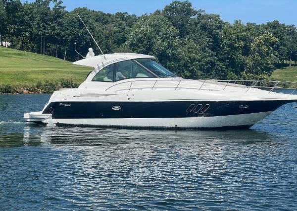 Cruisers-yachts 420-COUPE image