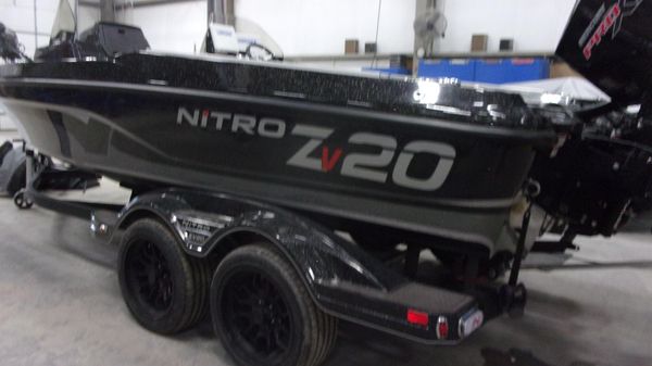 Nitro ZV20 
