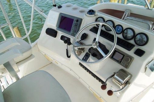 Luhrs 36 Convertible image