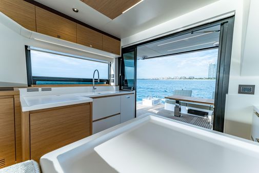 Pardo Yachts E60 image