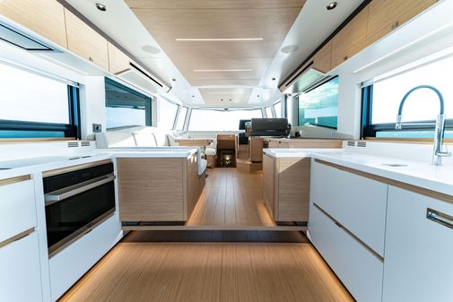 Pardo Yachts E60 image