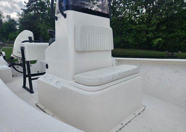 May-Craft 1800 Center Console image