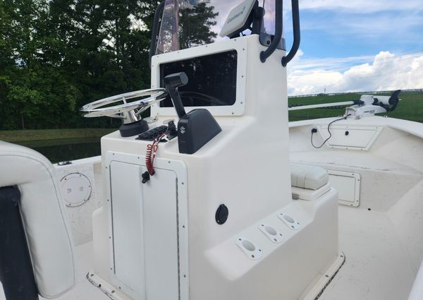 May-Craft 1800 Center Console image