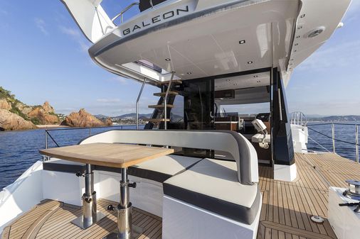 Galeon 500 Fly image