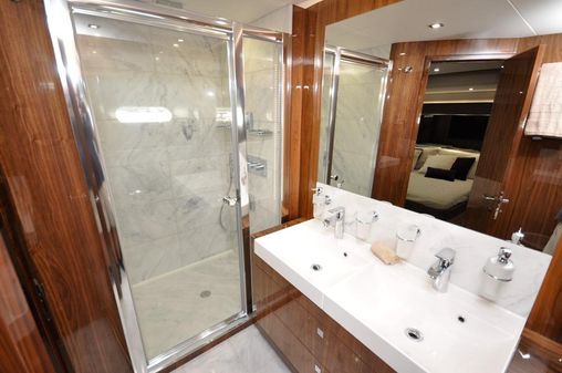 Sunseeker 28 Metre Yacht image