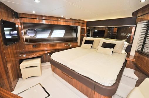 Sunseeker 28 Metre Yacht image