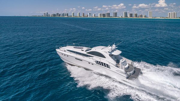 Custom 650 Catamaran image