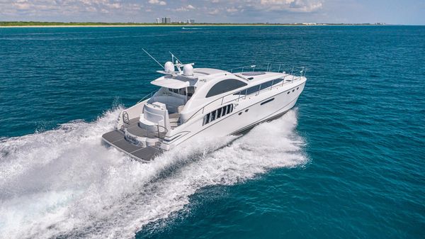 Custom 650 Catamaran image