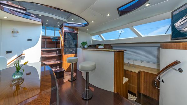 Custom 650 Catamaran image