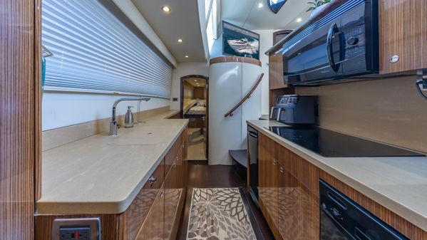 Custom 650 Catamaran image