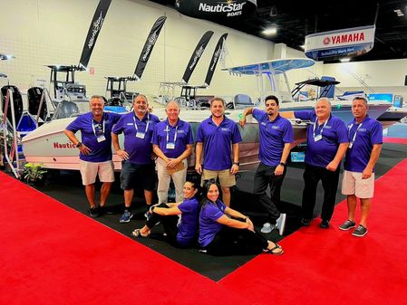 NauticStar 28XS image