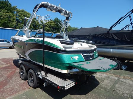Mastercraft X20 image