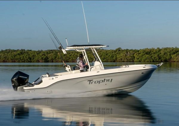 Bayliner TROPHY-T24CC image