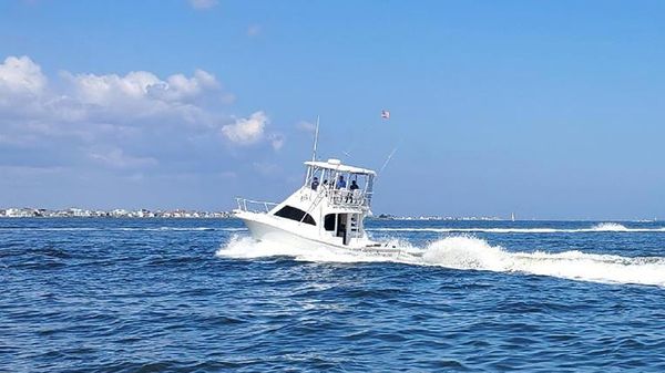 Luhrs 34 Convertible 