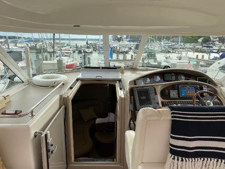 Sea-ray 390-MOTOR-YACHT image