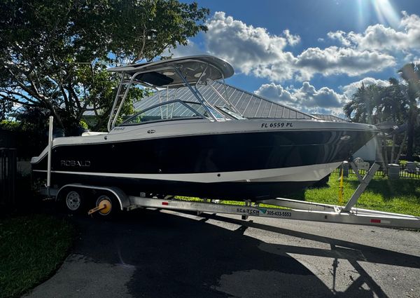 Robalo R247-DUAL-CONSOLE image