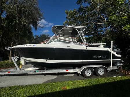 Robalo R247-DUAL-CONSOLE image