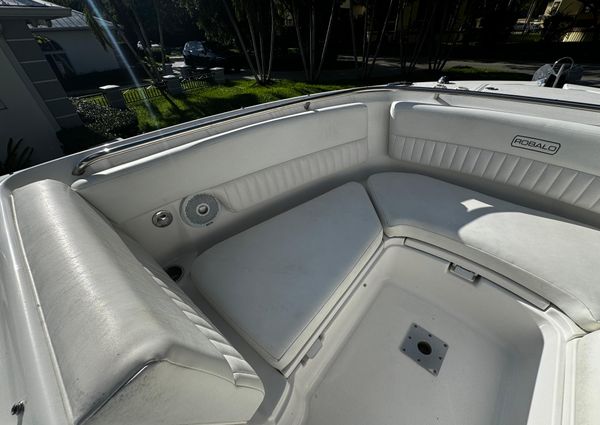 Robalo R247-DUAL-CONSOLE image