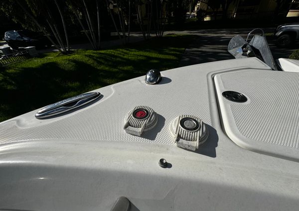 Robalo R247-DUAL-CONSOLE image