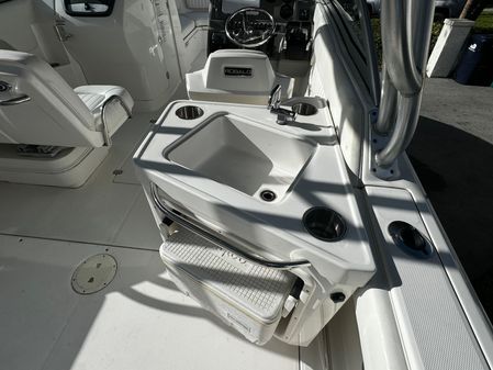 Robalo R247-DUAL-CONSOLE image