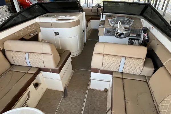 Sea-ray 270-SUNDECK image