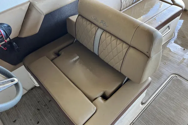 Sea-ray 270-SUNDECK image