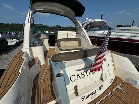 Sea Ray 330 Sundancer image